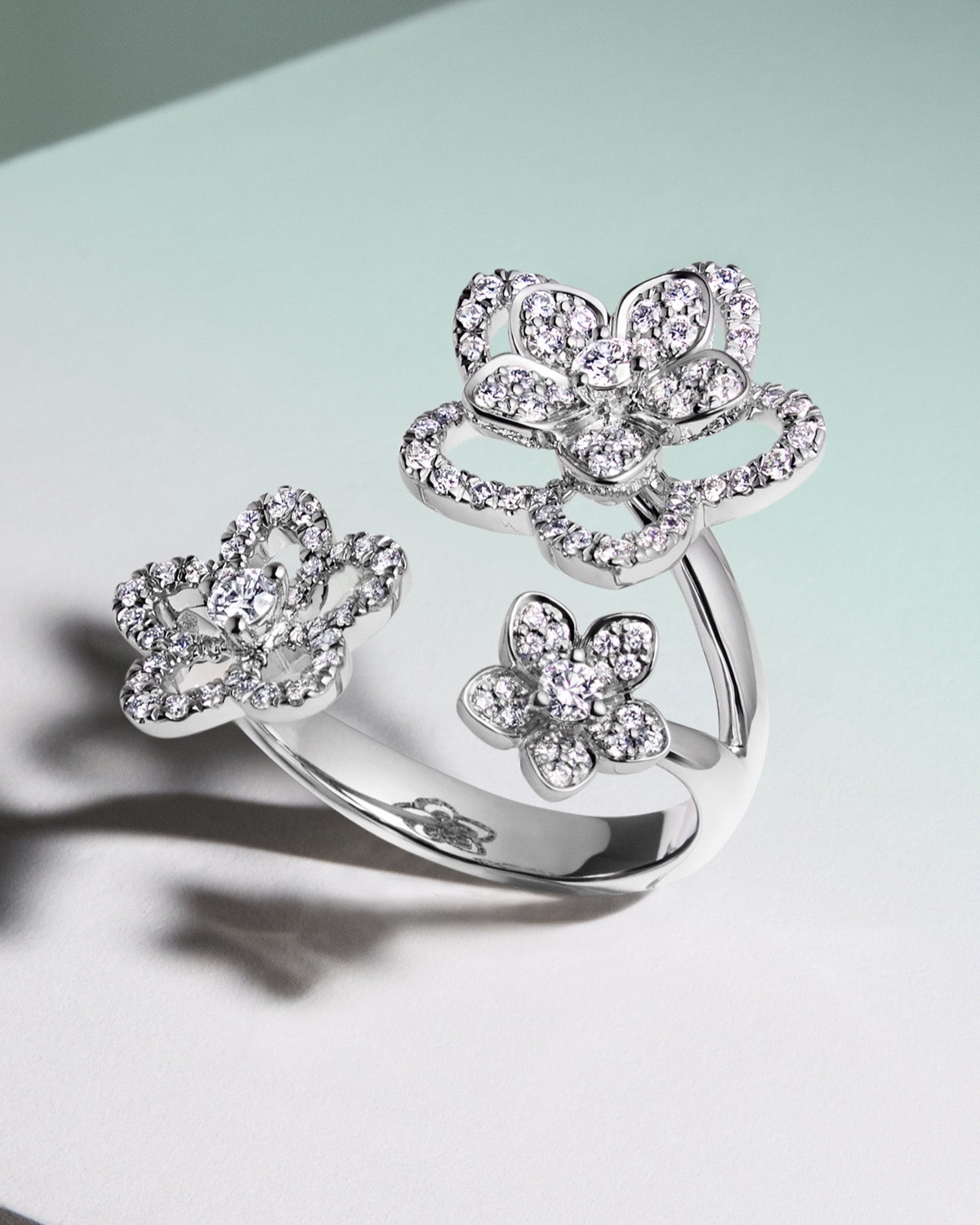 Graff flower diamond rings